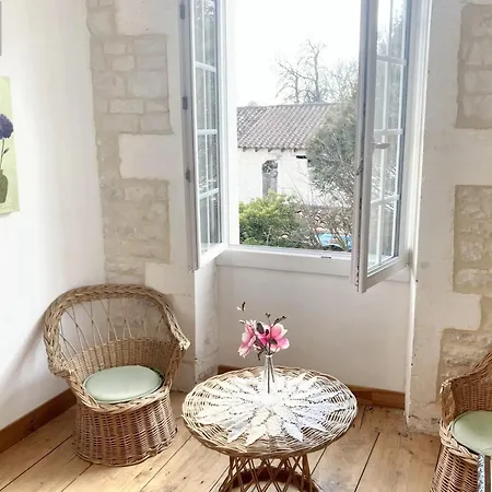 Maison Confortable Au Coeur De Fleurac Avec Grand Jardin * Fleurac (Charente)